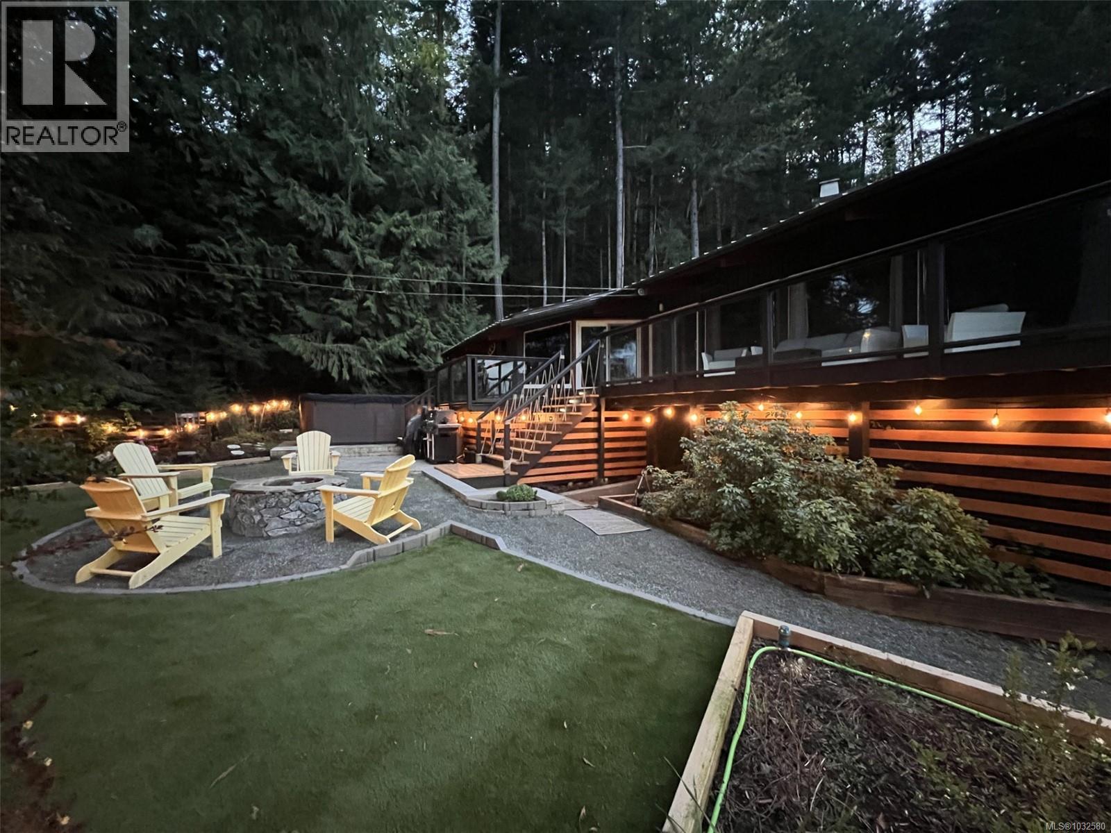 6156 Genoa Bay Rd - 64