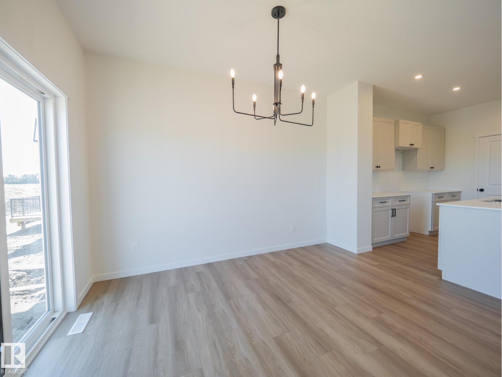 22503 87 AV NW - 17