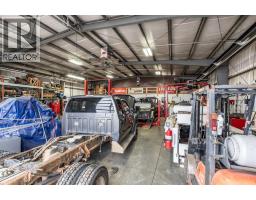 81 Brier Estates Way Nw, Medicine Hat, AB T1C0B2 Photo 13