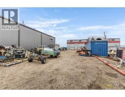 81 Brier Estates Way Nw, Medicine Hat, AB T1C0B2 Photo 6