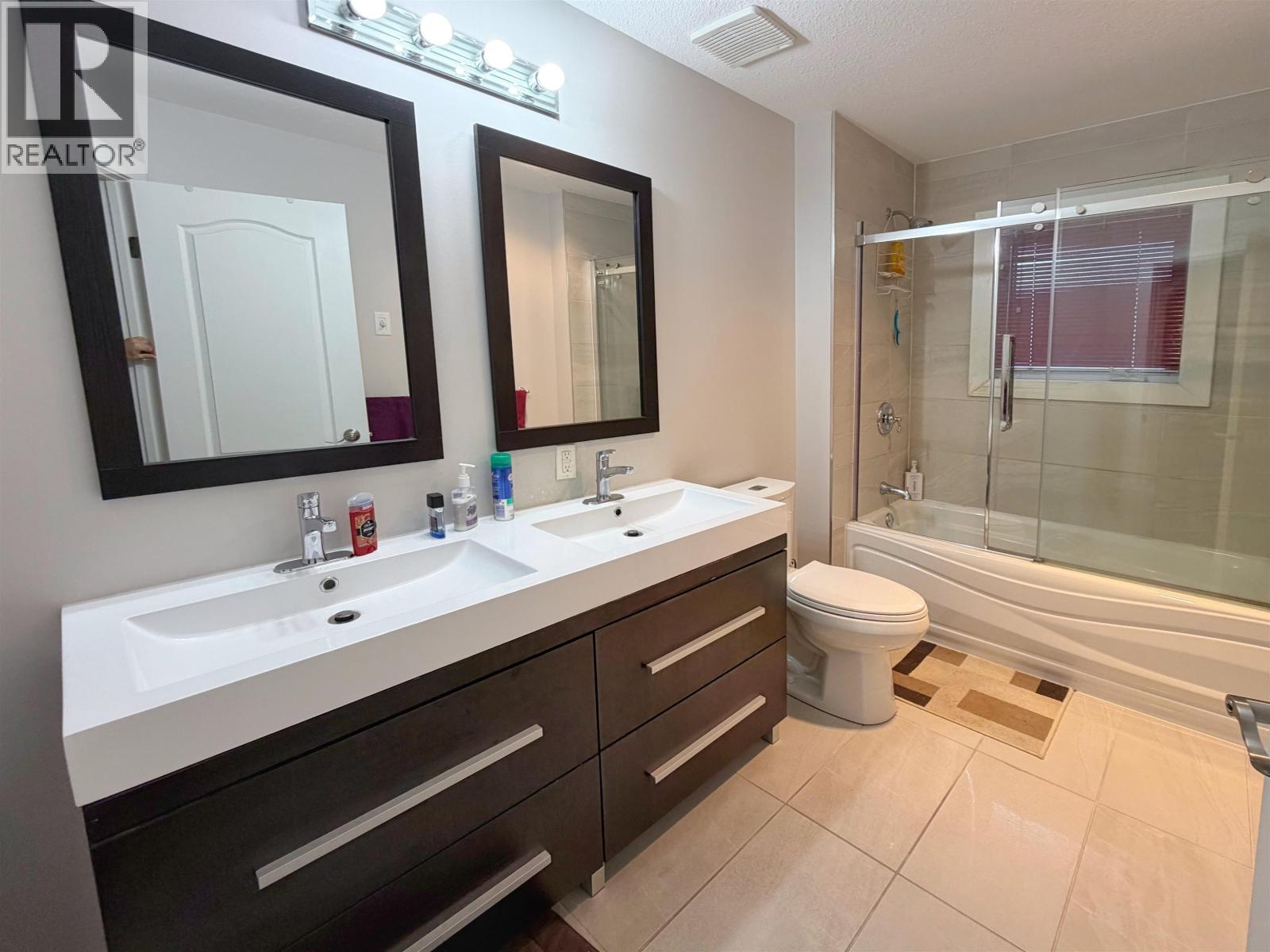 896 PRINCE RUPERT BOULEVARD - 16