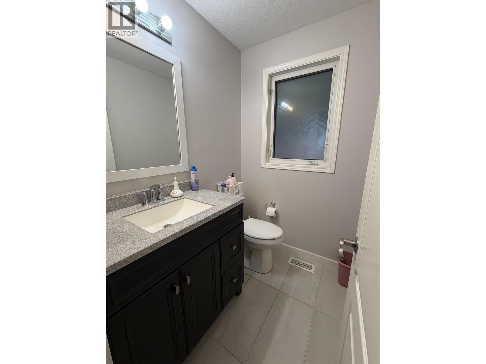 896 PRINCE RUPERT BOULEVARD - 19