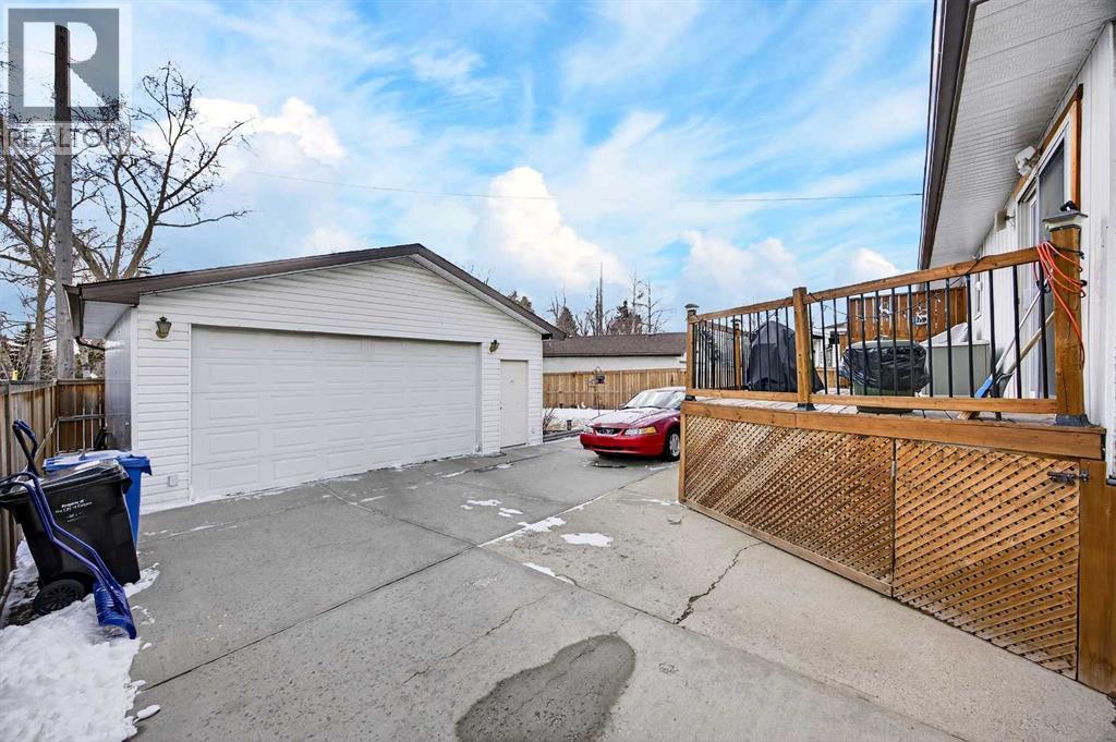 152 MADDOCK WAY NE - 35