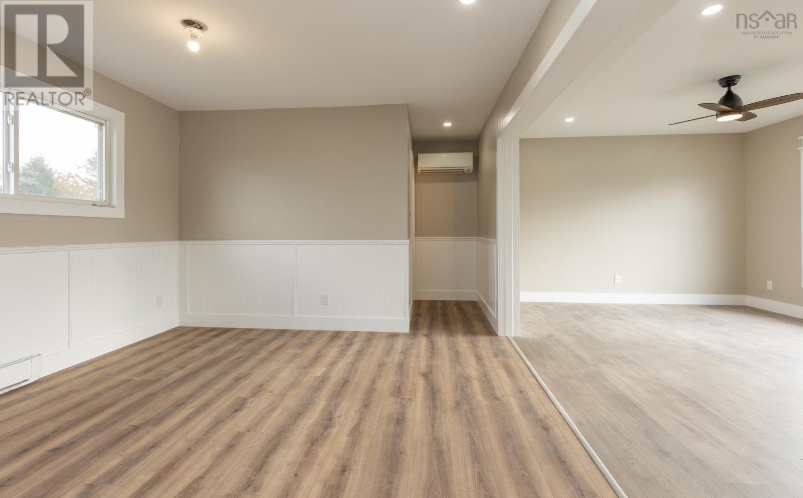 Property 10 of 31 of 2 Huntington Street