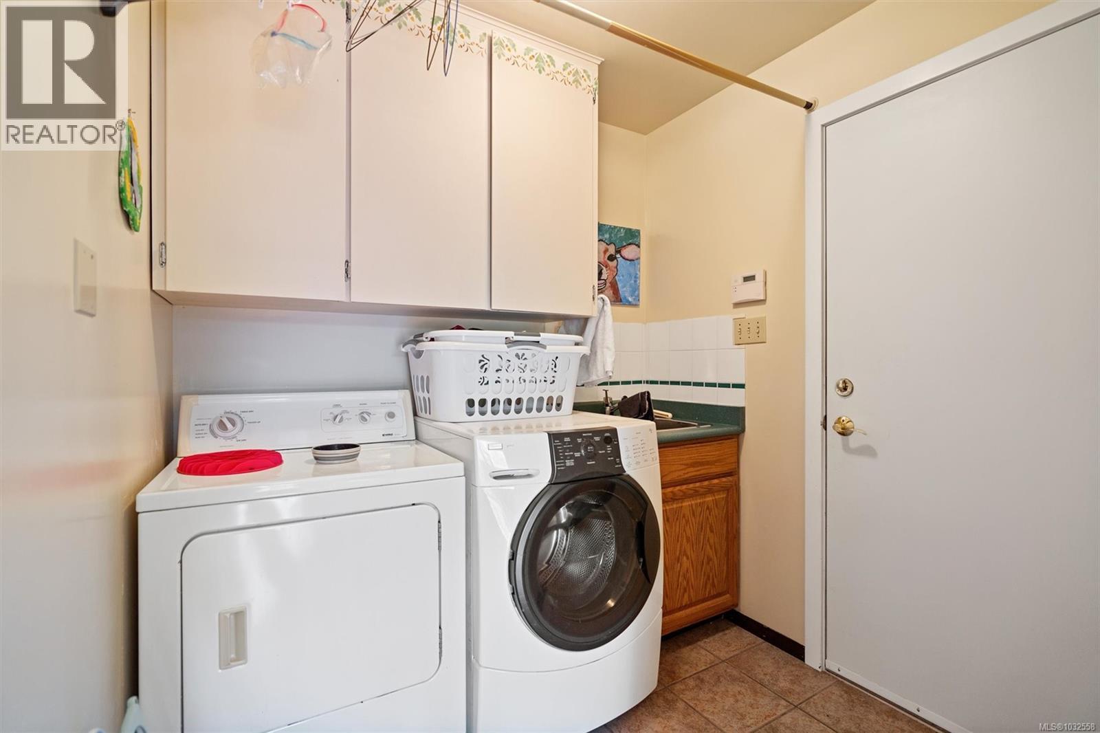 1538 CEDARGLEN RD - 20