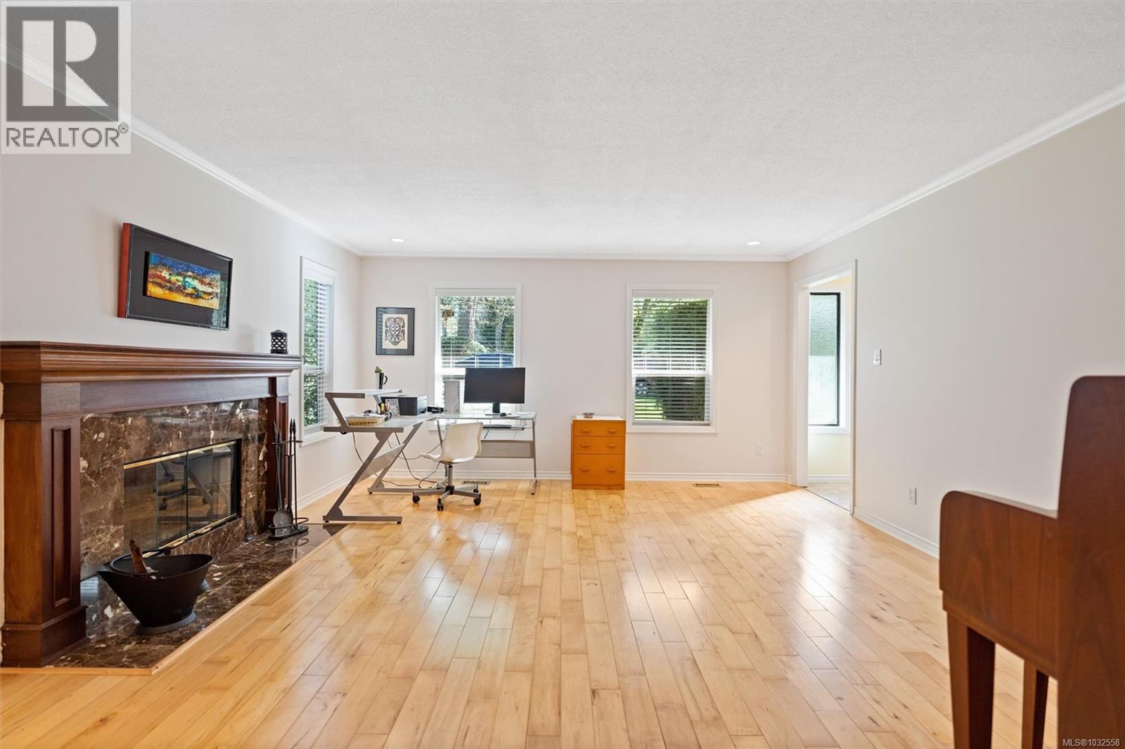 1538 CEDARGLEN RD - 7