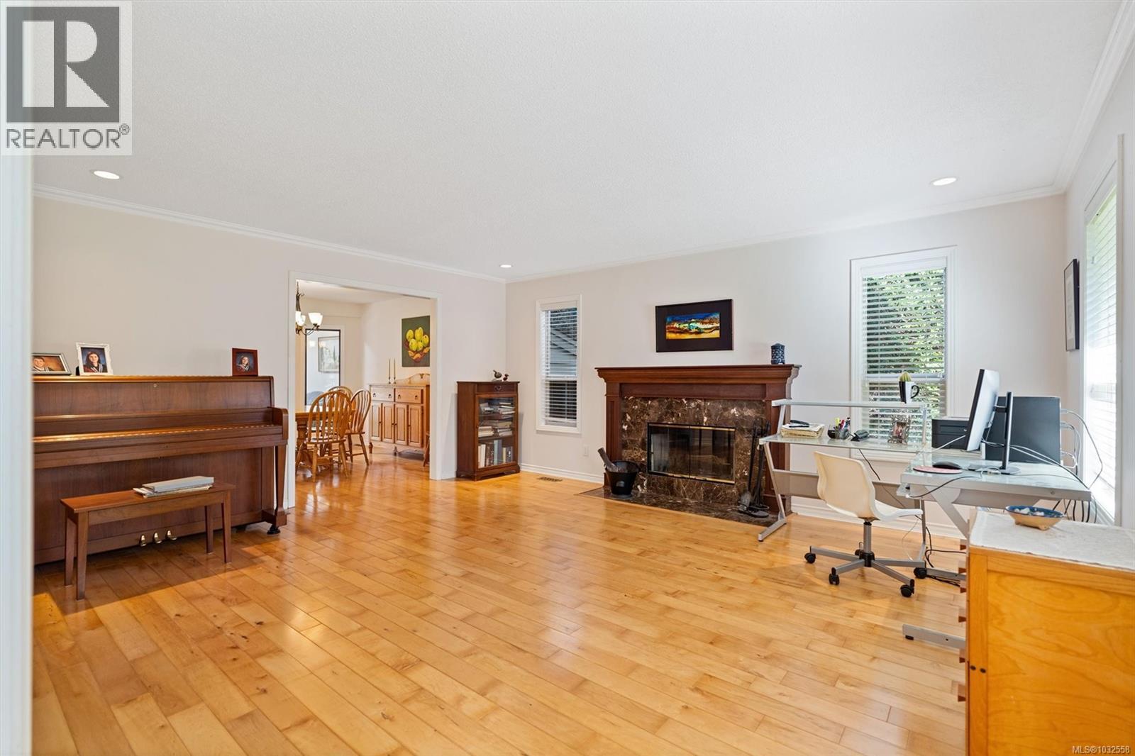 1538 CEDARGLEN RD - 6