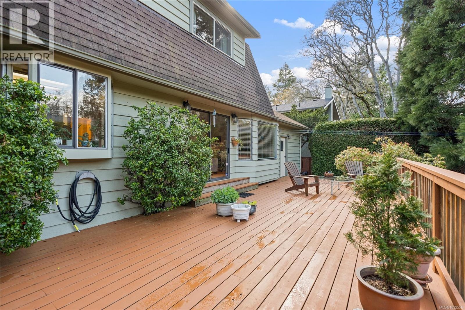 1538 CEDARGLEN RD - 36