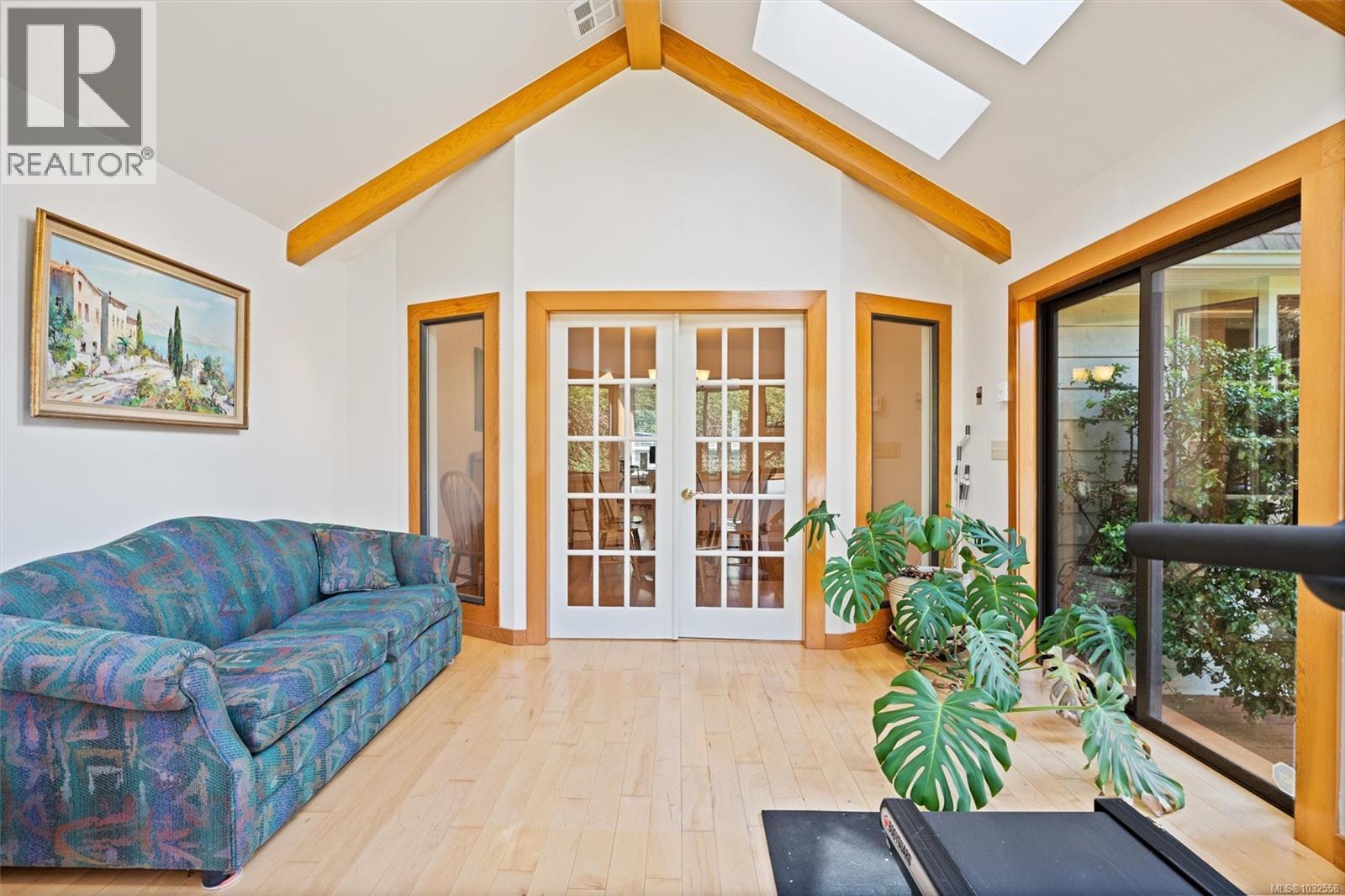 1538 CEDARGLEN RD - 10