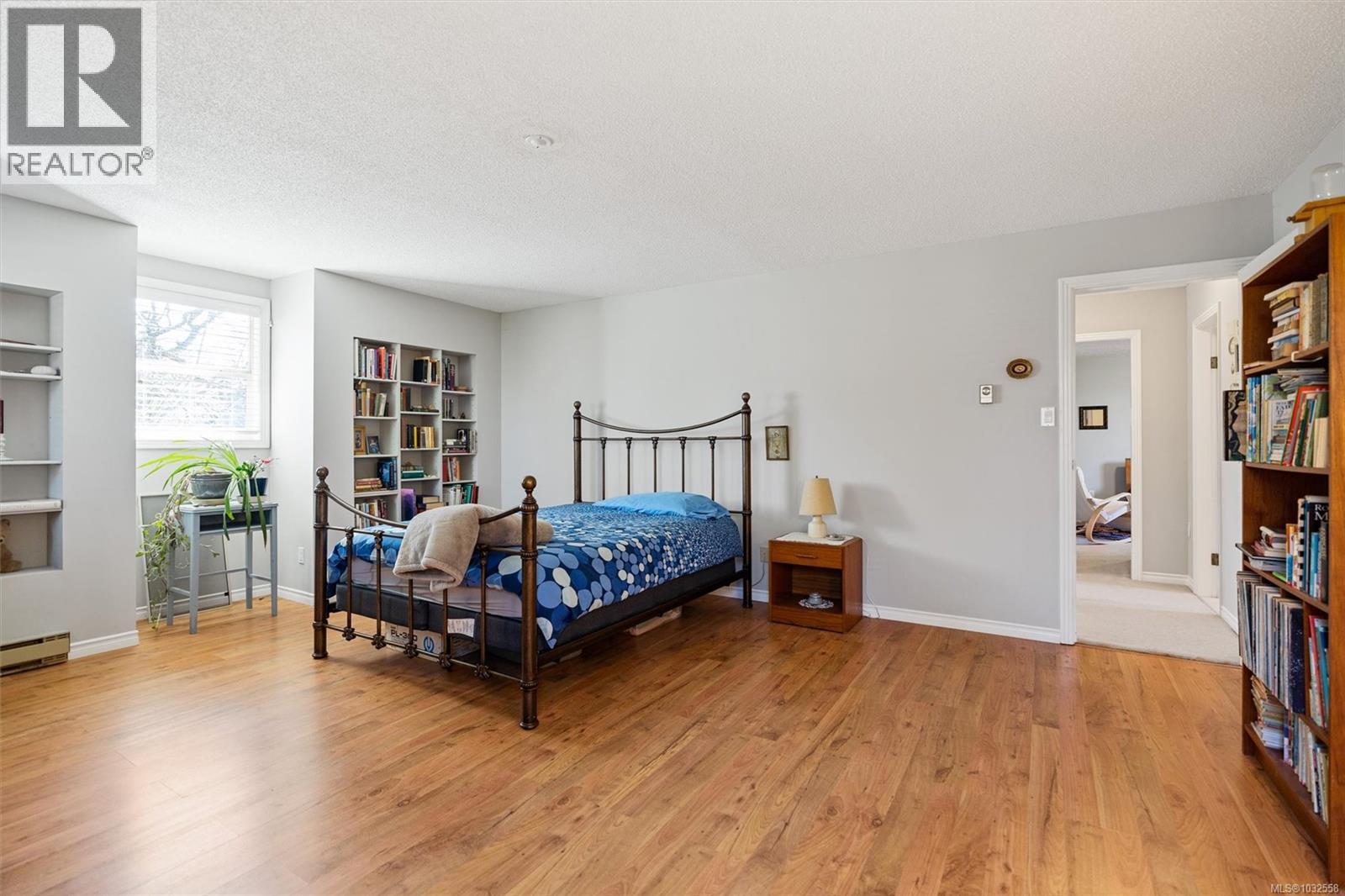 1538 CEDARGLEN RD - 22