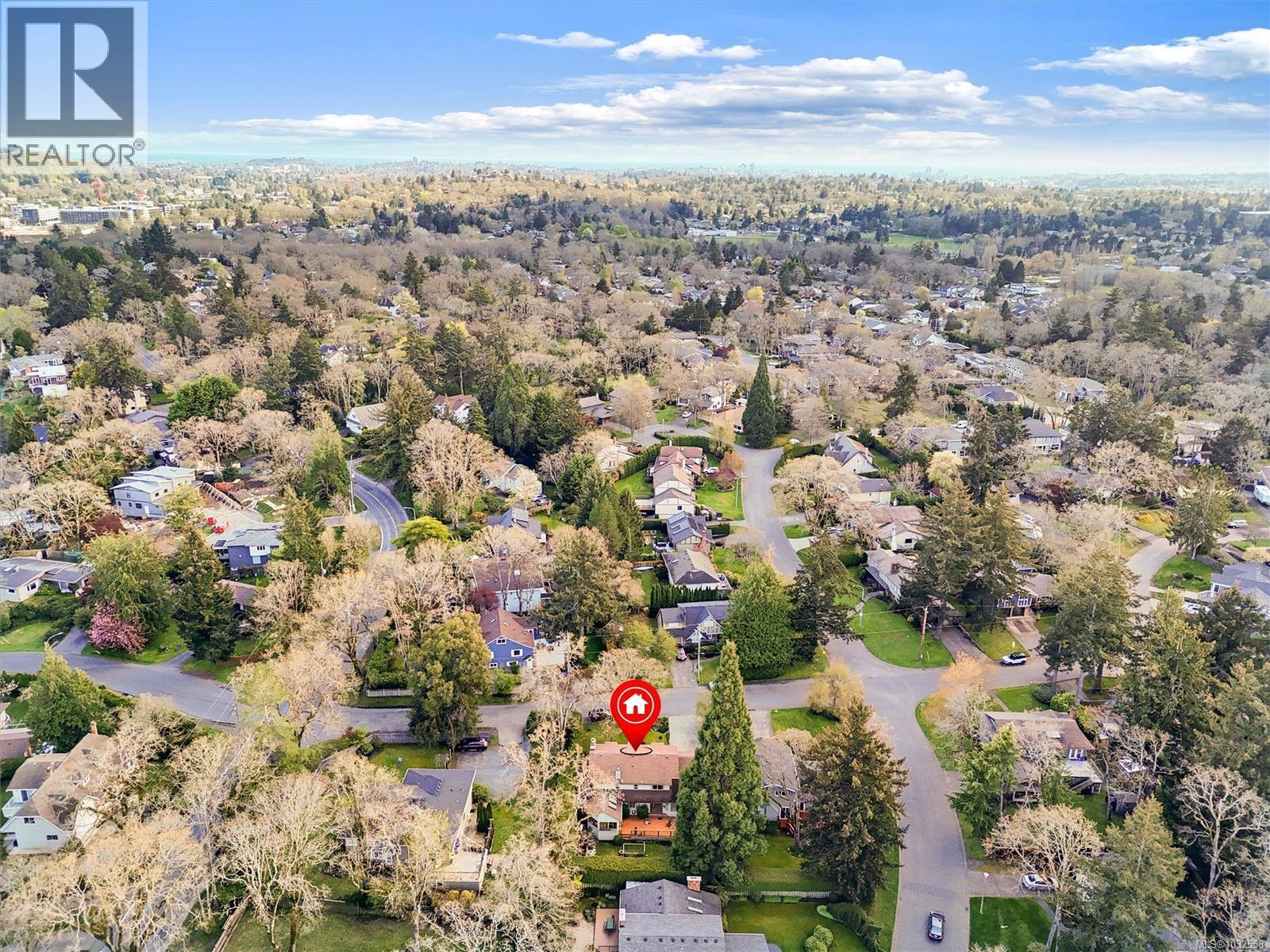 1538 CEDARGLEN RD - 44