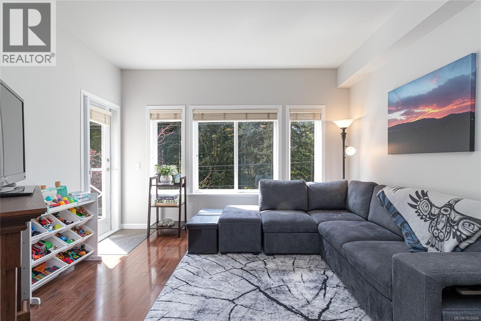 #405 364 GOLDSTREAM AVE - 13