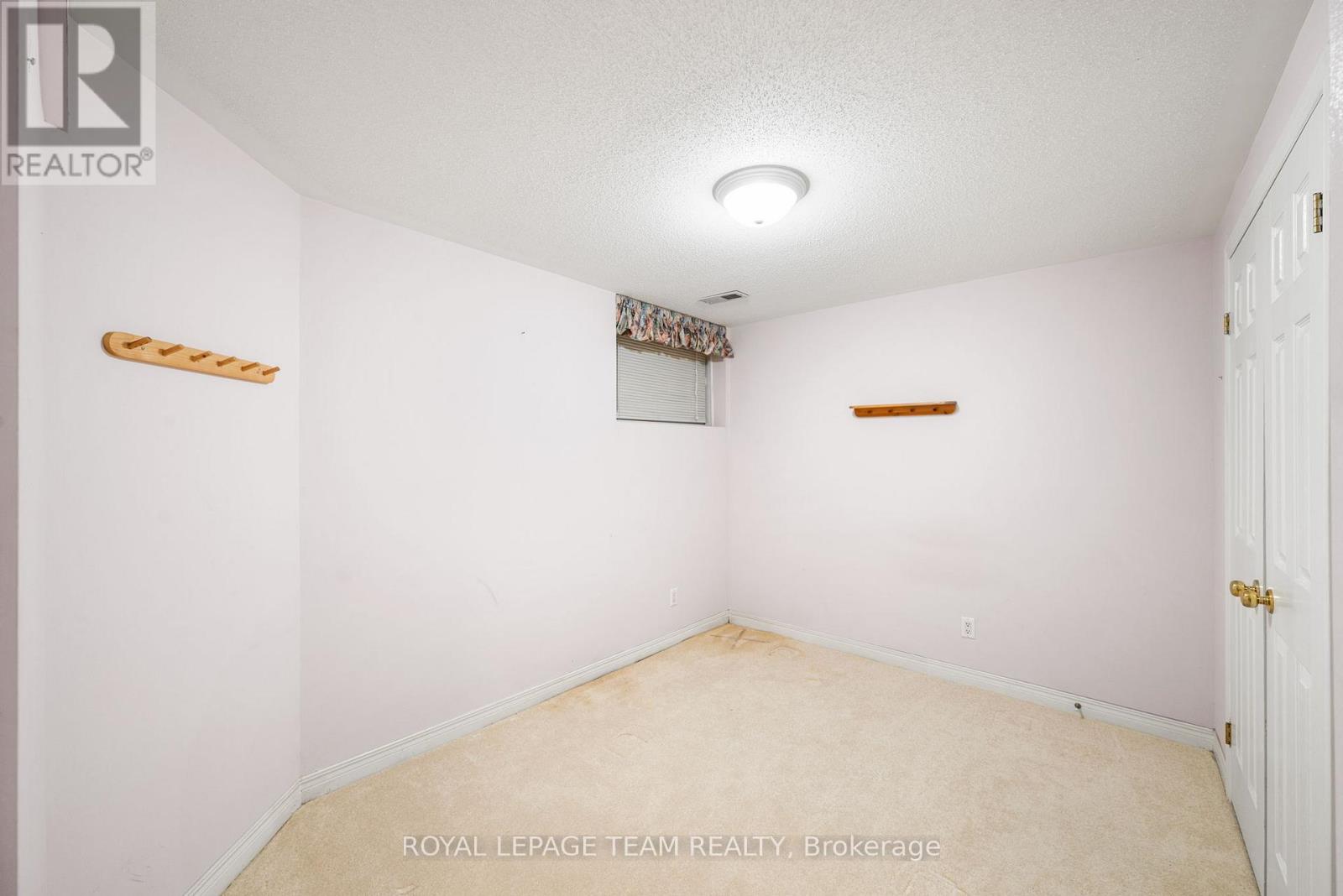 10 QUINTERRA COURT — photo 39