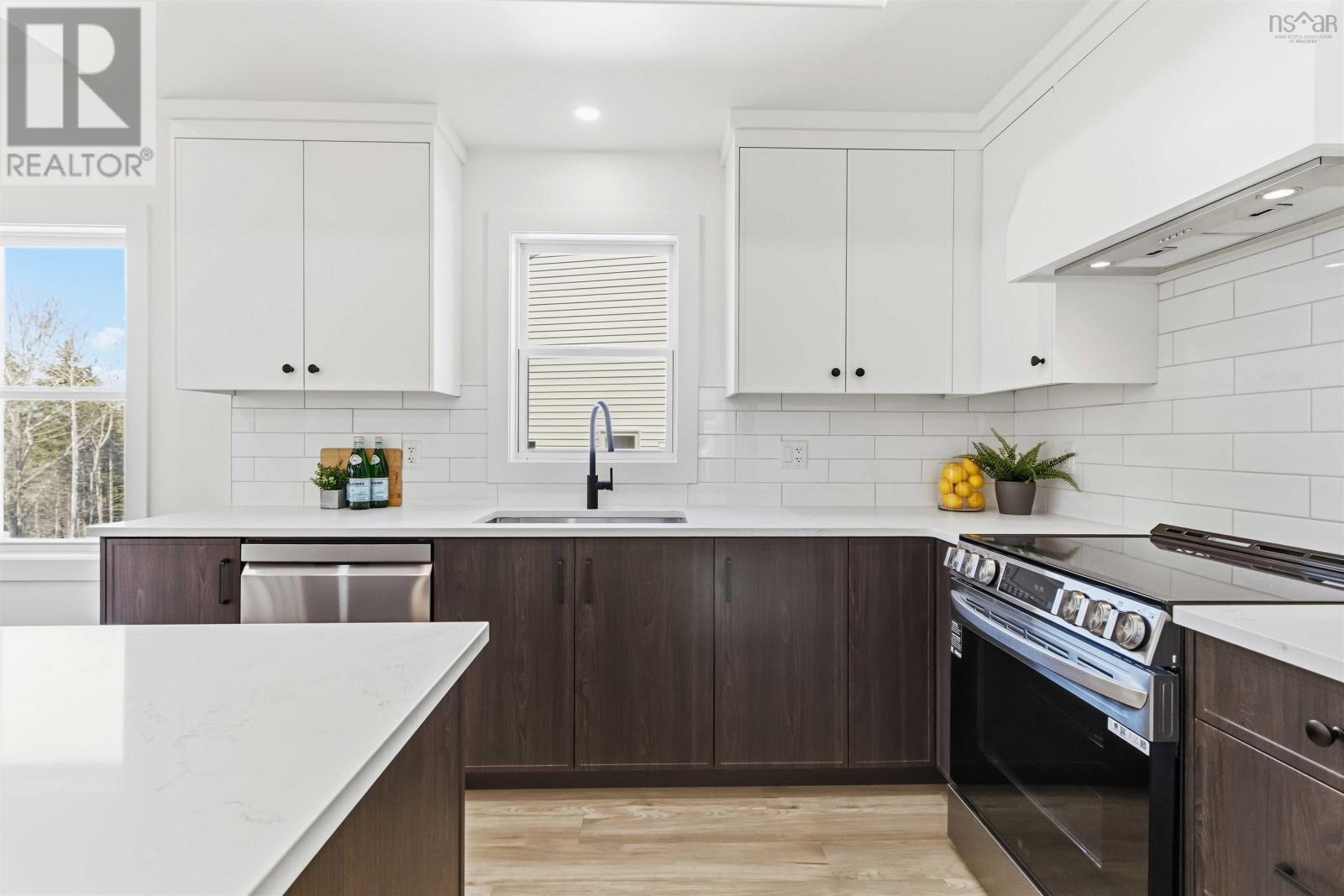 Property 11 of 46 of GW-7 42 Gardenia Way