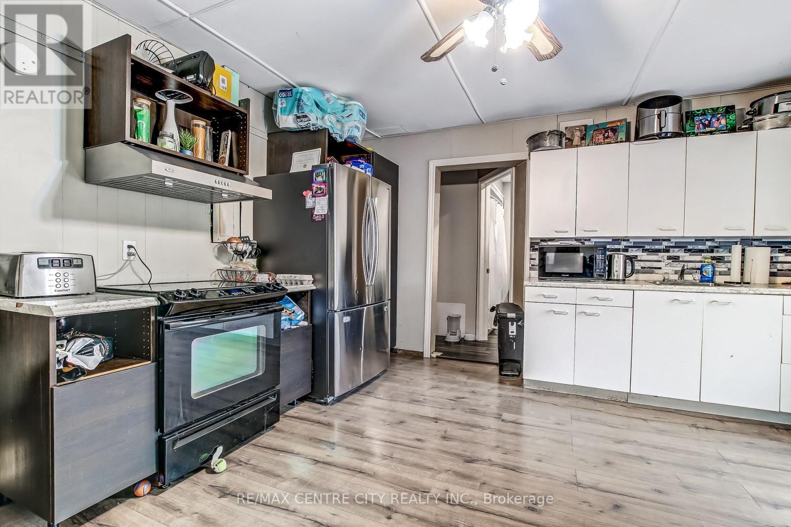 174 MAIN STREET Property Photo