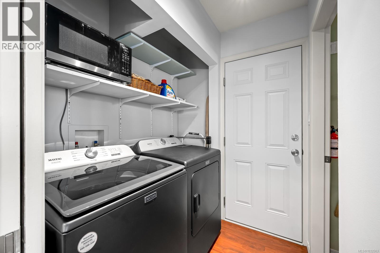 261 Alder St - 19
