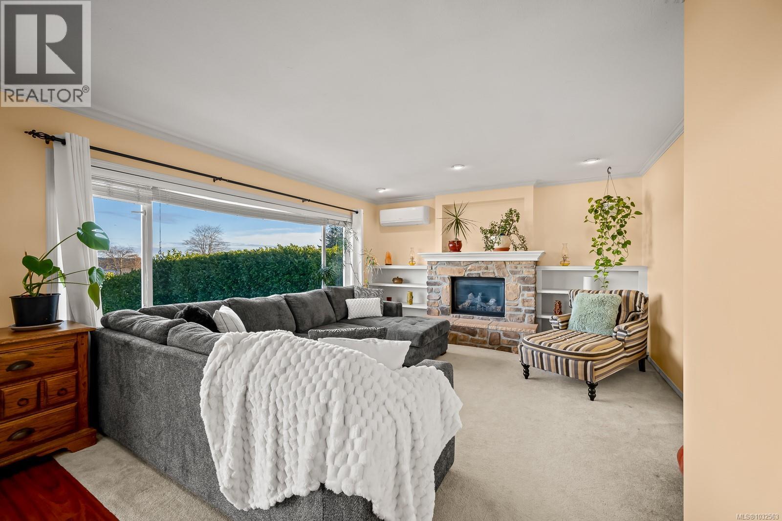 261 Alder St - 5