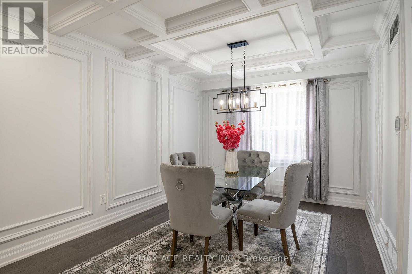 4 BROUGHTON COURT - 9