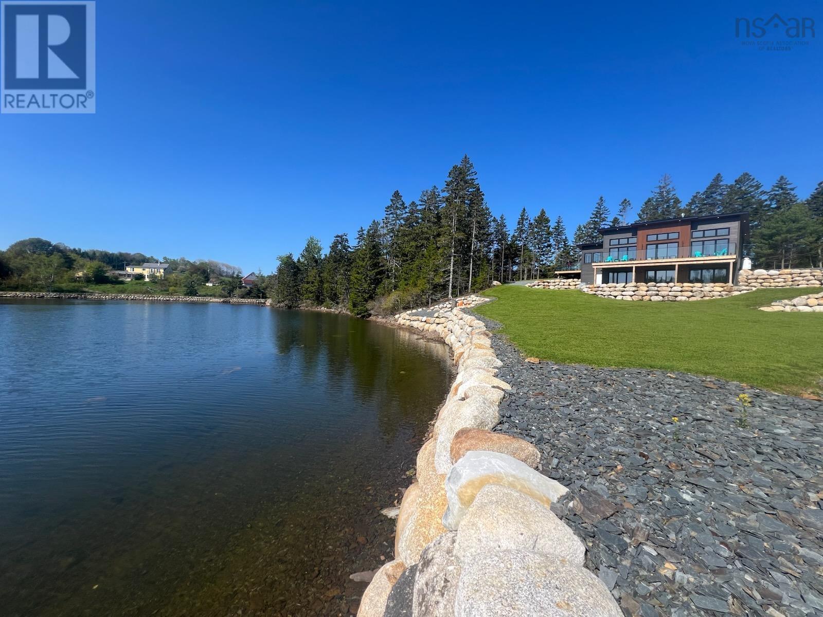 Property 20 of 51 of 125 Indian Path Road