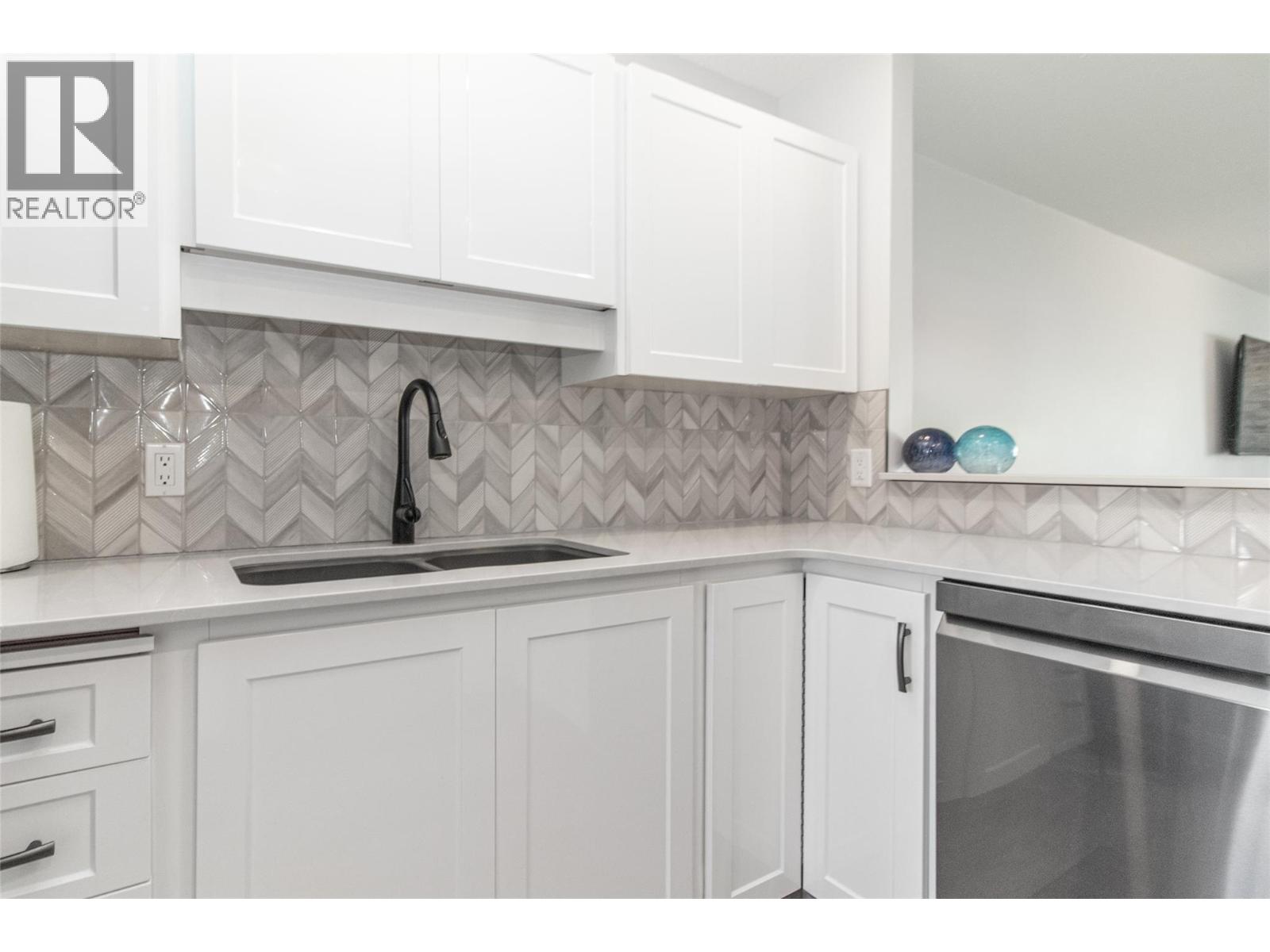 115 1765 Leckie Road, Kelowna