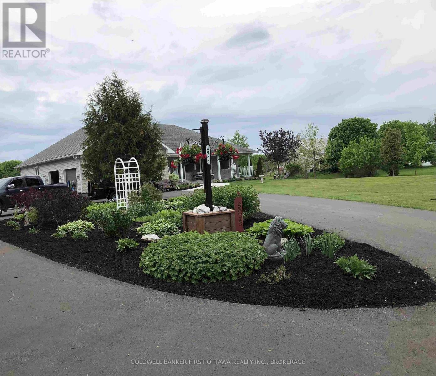 4987 BEDFORD ROAD - 41