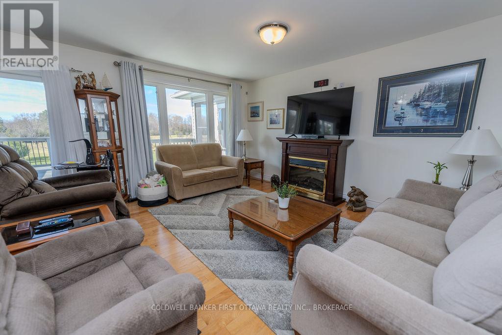 4987 BEDFORD ROAD, Frontenac (Frontenac South), Ontario, K0K2T0 — Photo 8