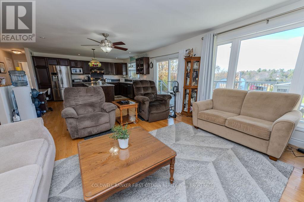 4987 BEDFORD ROAD, Frontenac (Frontenac South), Ontario, K0K2T0 — Photo 9