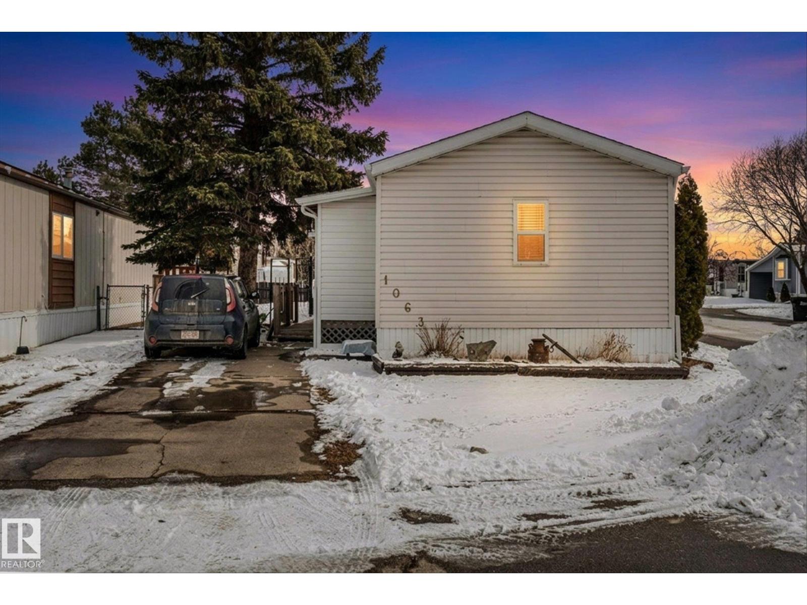 
          1063 LAKELAND CR
            <br/>
            <span>Sherwood Park</span>
            , 
            <span>AB</span>
             <span>T8H1J5</span>
         - Photo 5