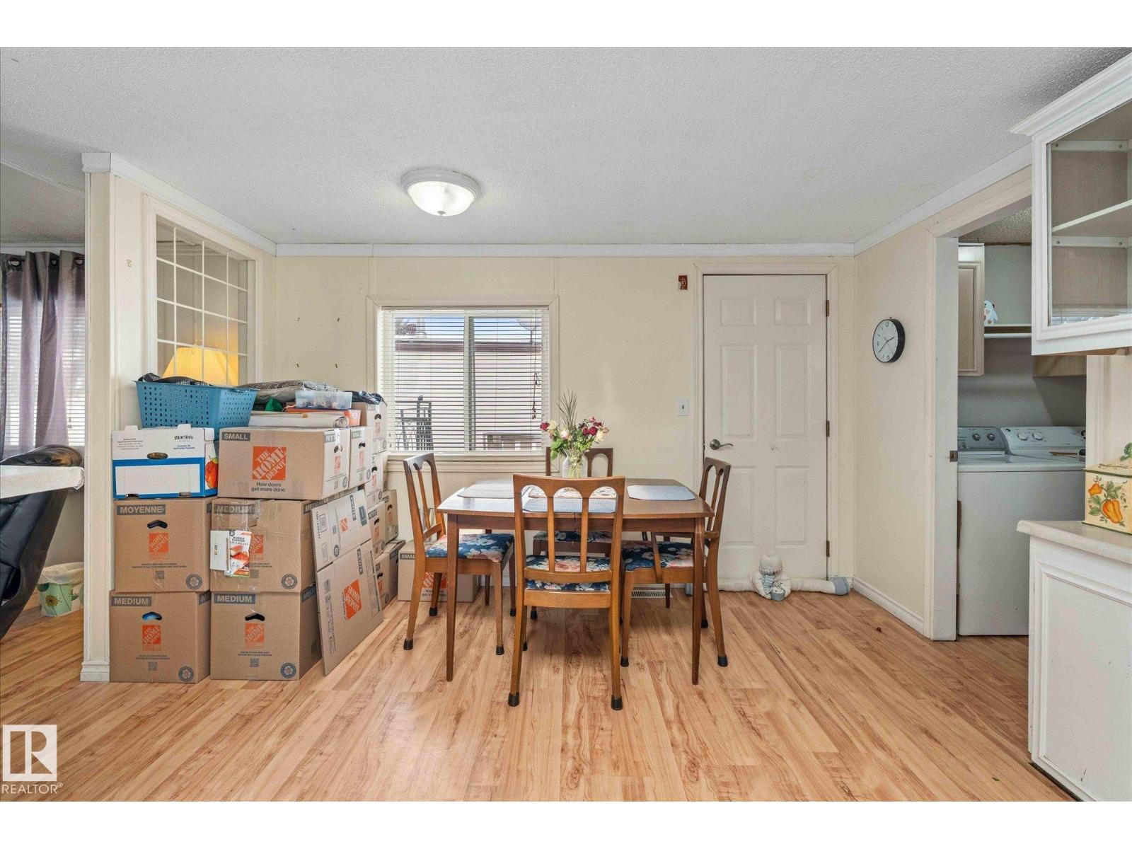 
          1063 LAKELAND CR
            <br/>
            <span>Sherwood Park</span>
            , 
            <span>AB</span>
             <span>T8H1J5</span>
         - Photo 12