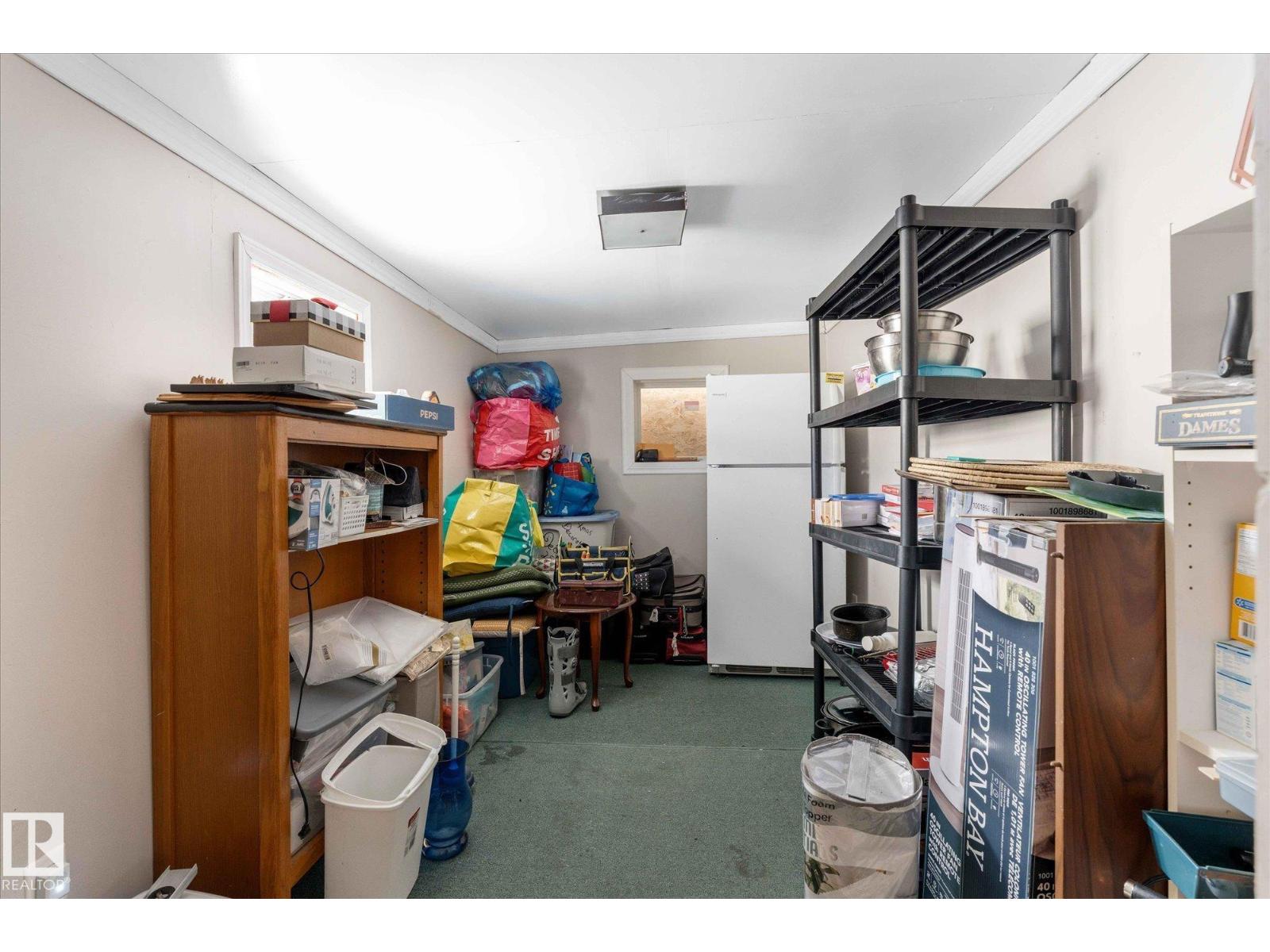 
          1063 LAKELAND CR
            <br/>
            <span>Sherwood Park</span>
            , 
            <span>AB</span>
             <span>T8H1J5</span>
         - Photo 34