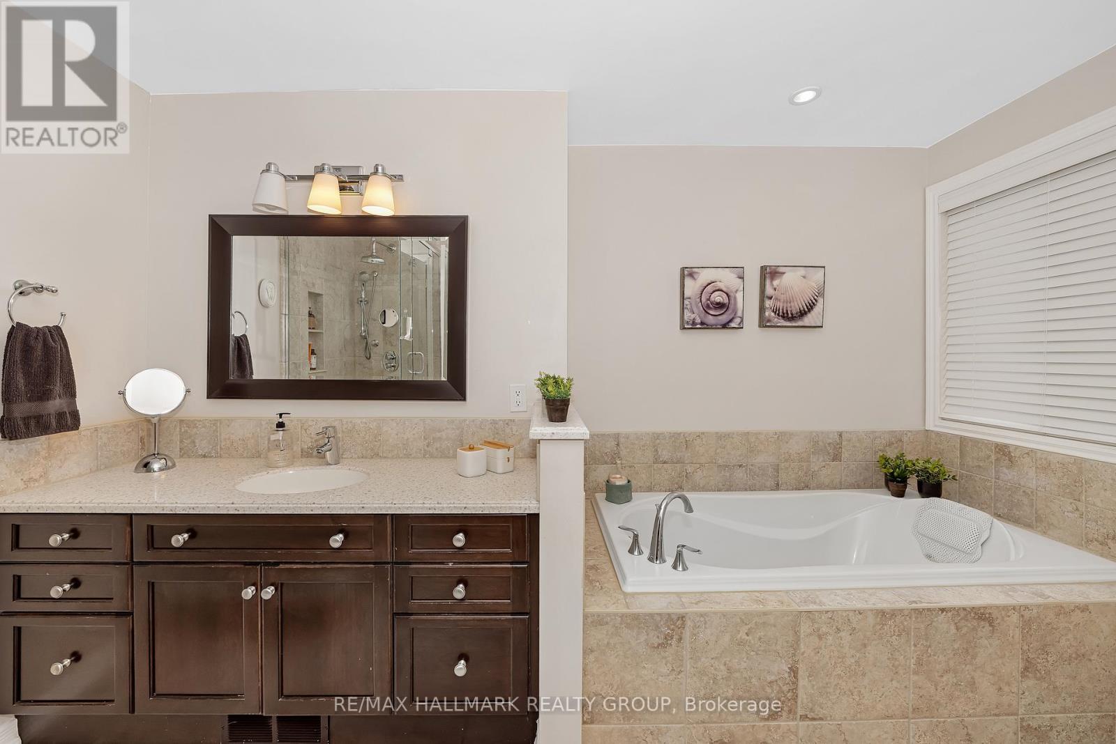 1850 THORNECREST STREET - 26