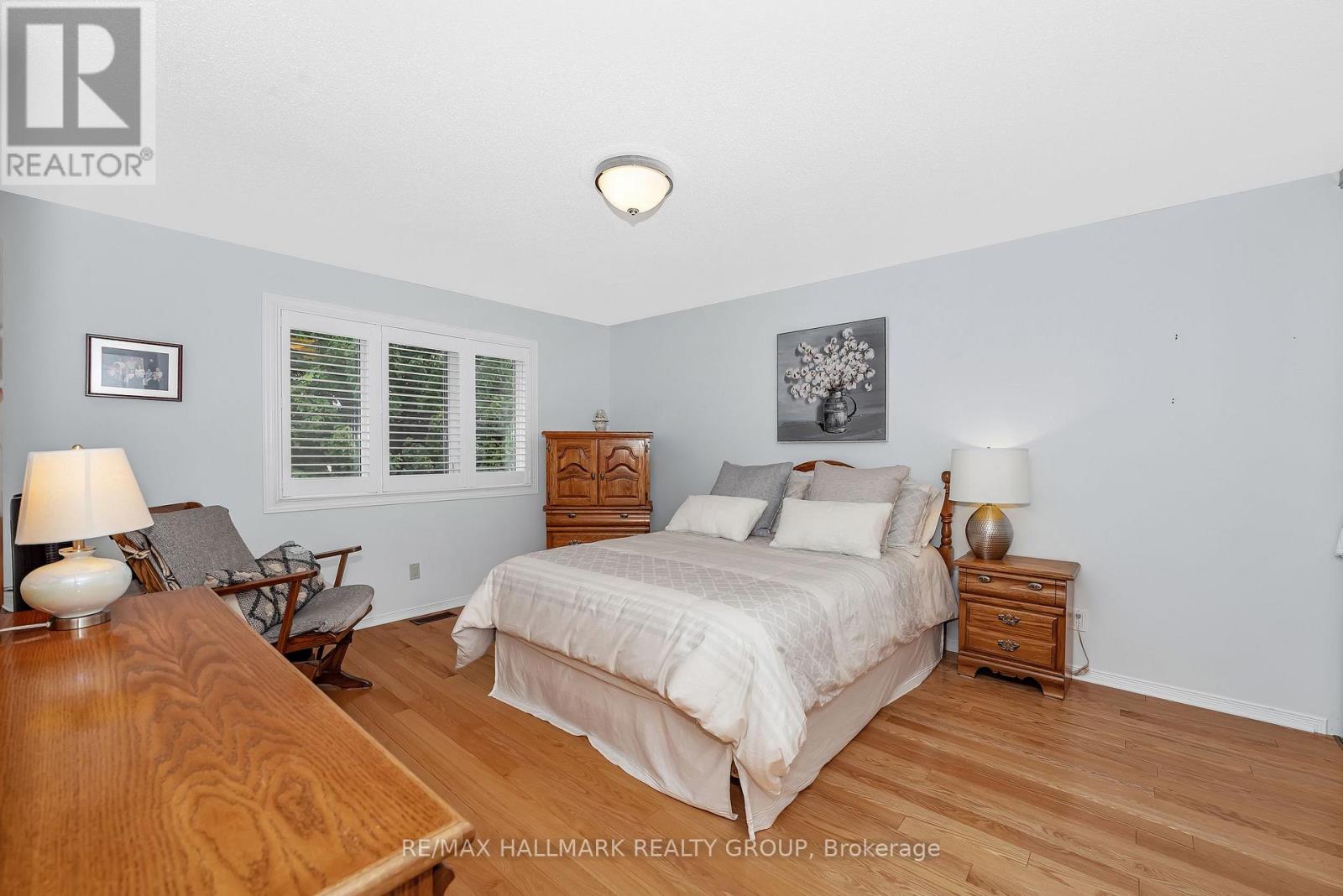 1850 THORNECREST STREET - 28
