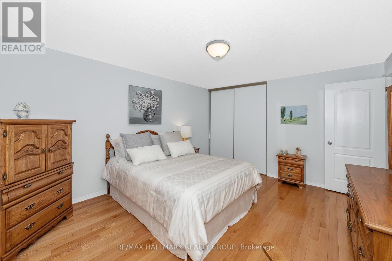 1850 THORNECREST STREET - 29