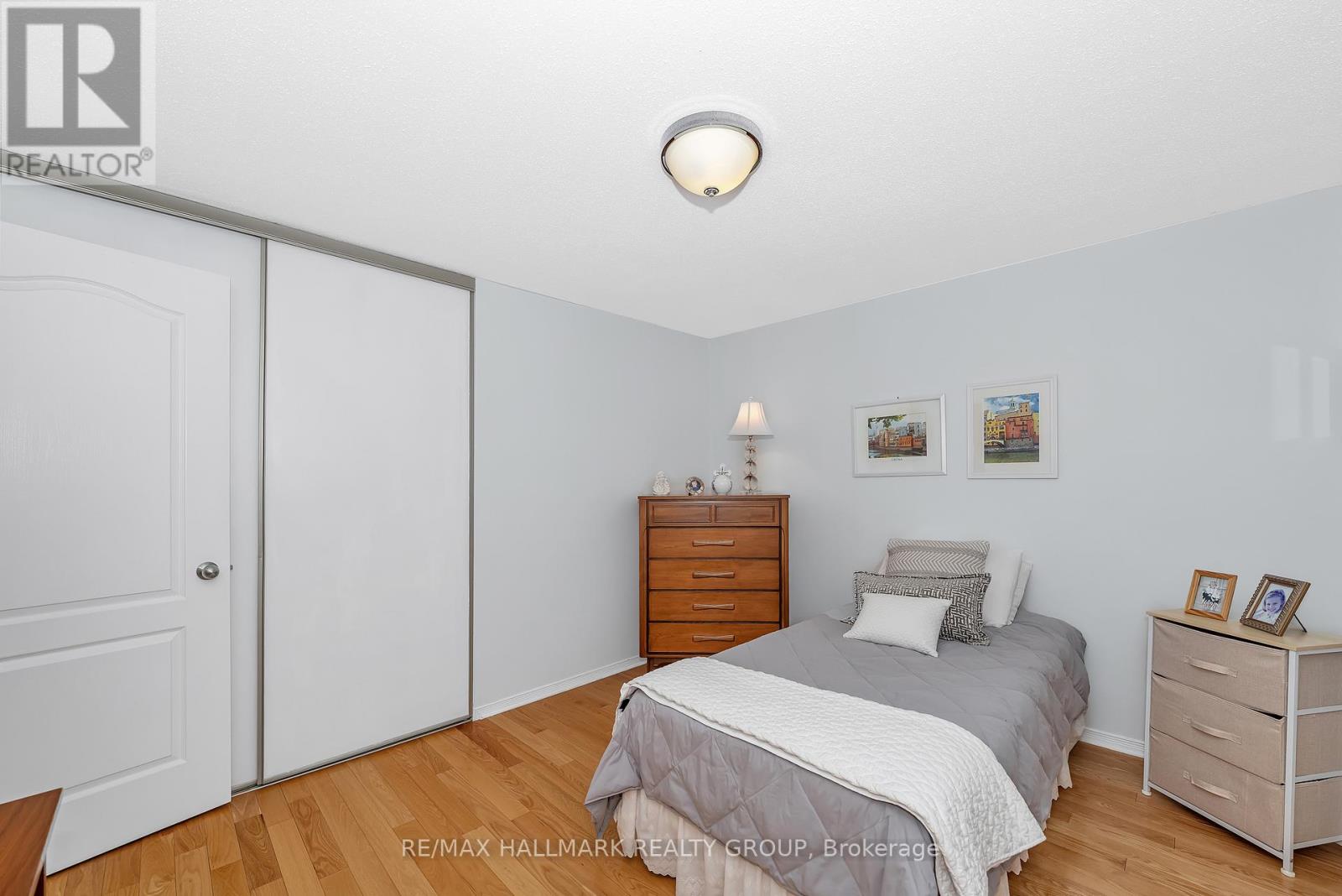 1850 THORNECREST STREET - 31