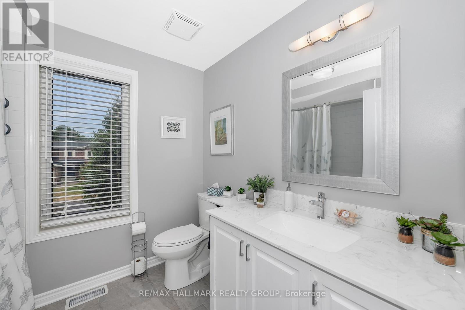 1850 THORNECREST STREET - 33