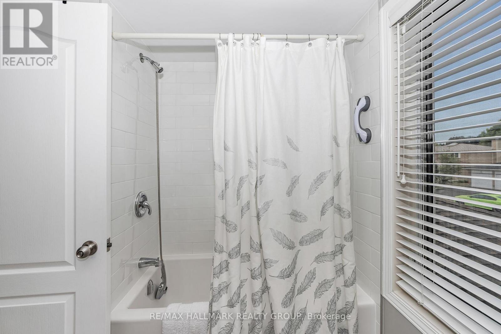 1850 THORNECREST STREET - 34