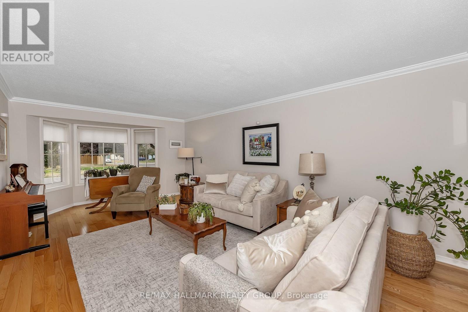 1850 THORNECREST STREET - 6