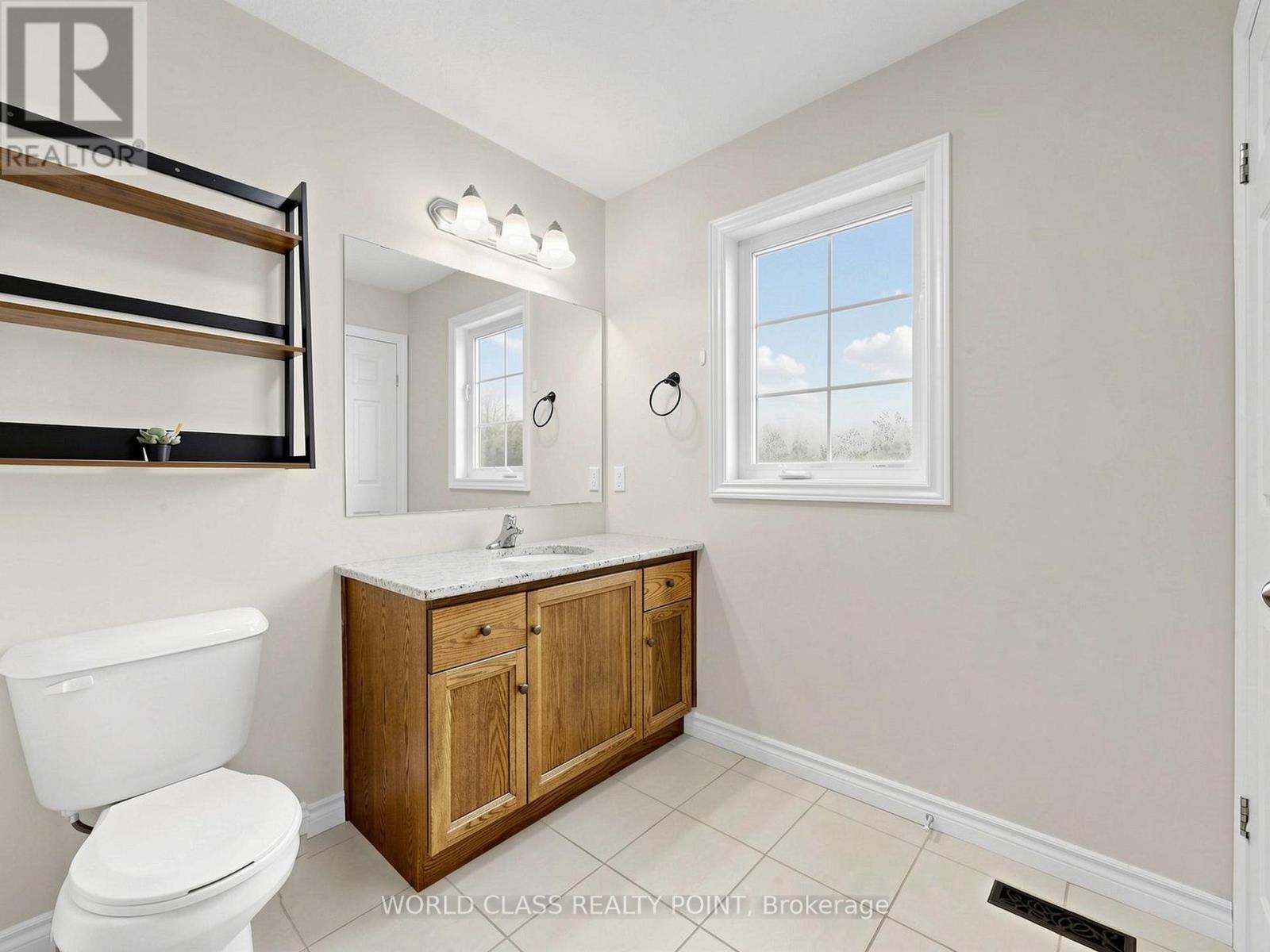 371 FINORO CRESCENT — photo 29