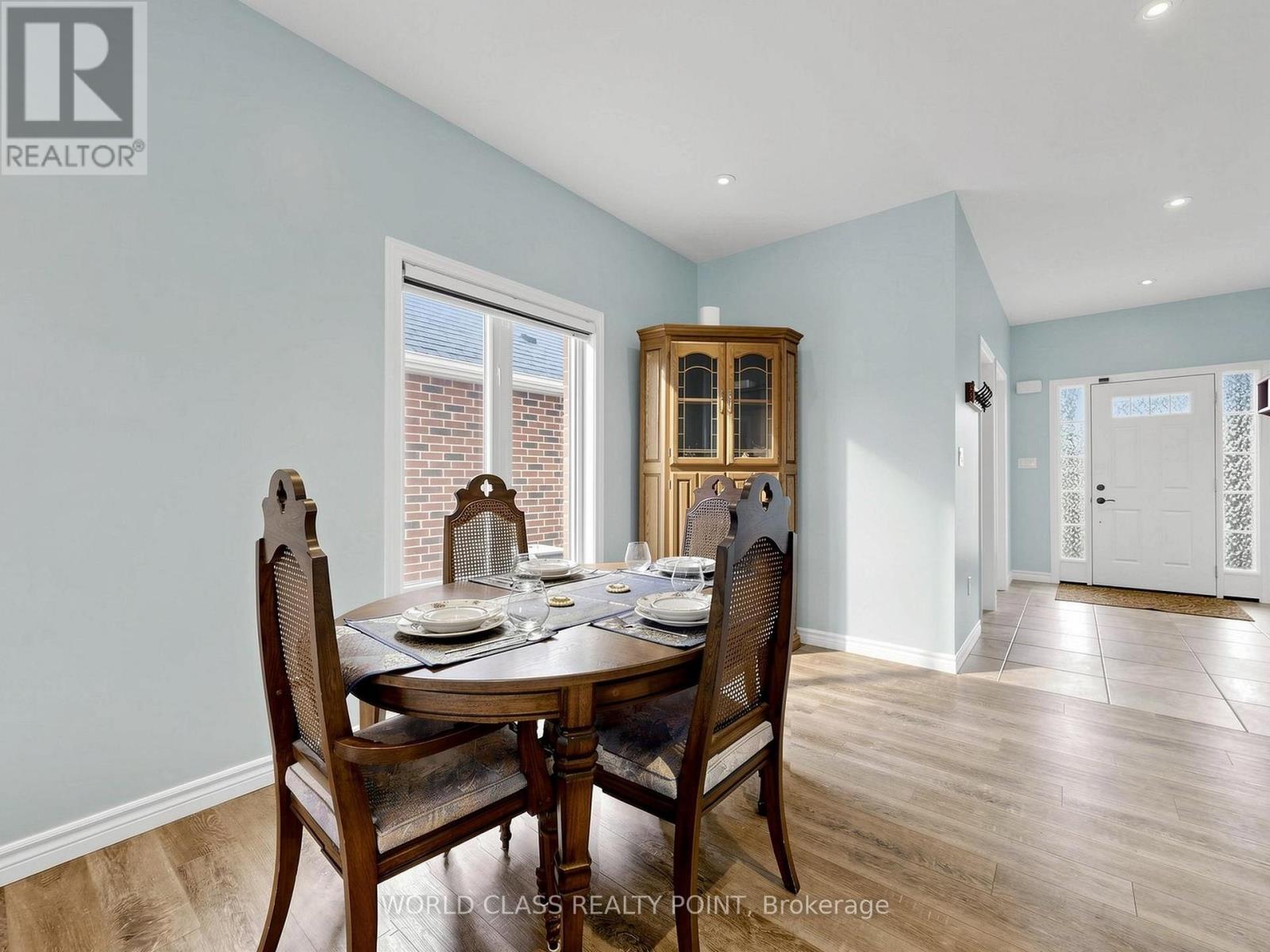 371 FINORO CRESCENT — photo 7