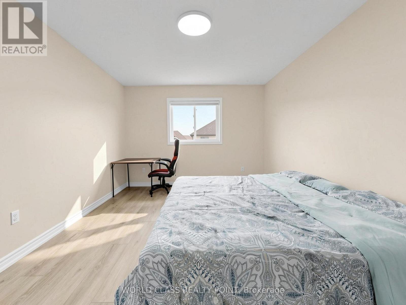 371 FINORO CRESCENT — photo 33