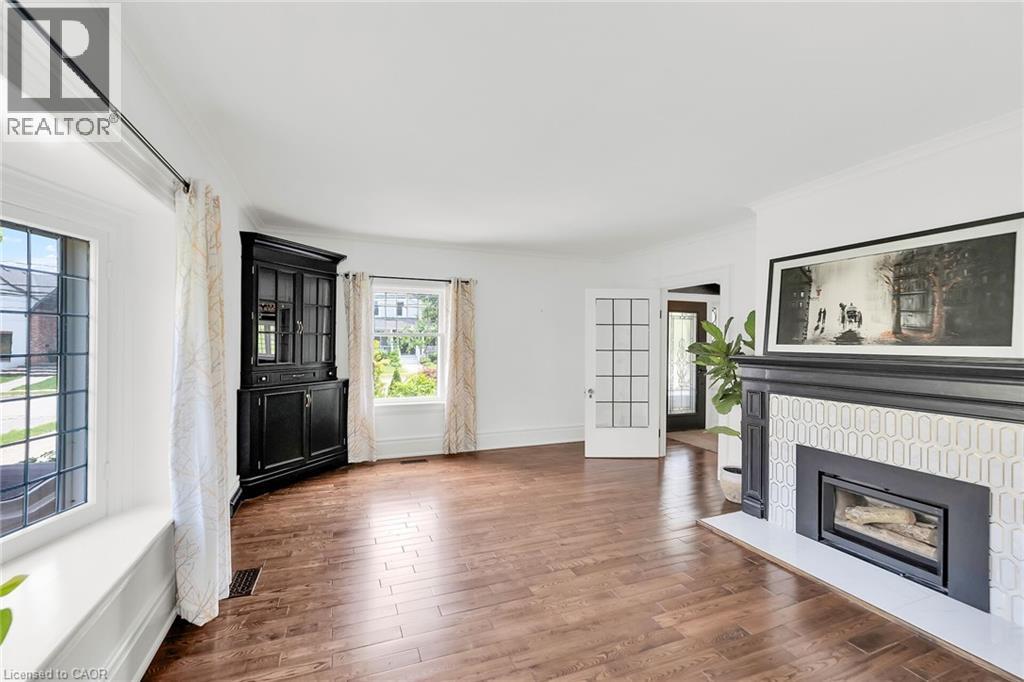 14 ROBINSON Street S, Grimsby, Ontario, L3M3C4 — Photo 8