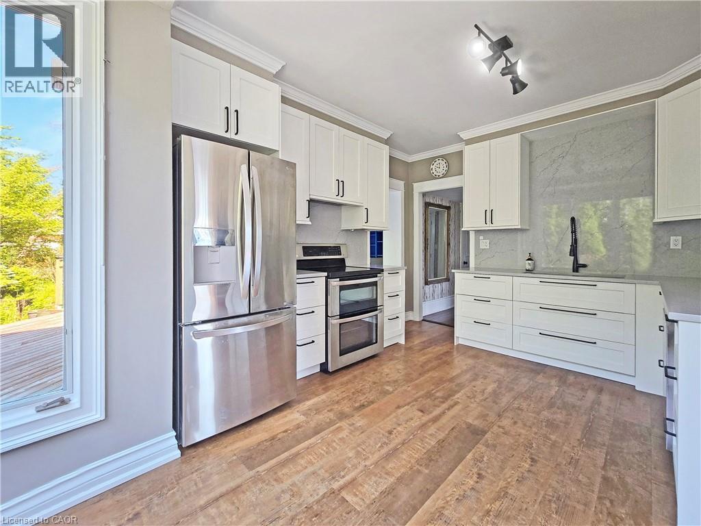 14 ROBINSON Street S, Grimsby, Ontario, L3M3C4 — Photo 15