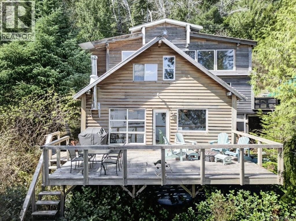 276 Winter Harbour Rd - 1