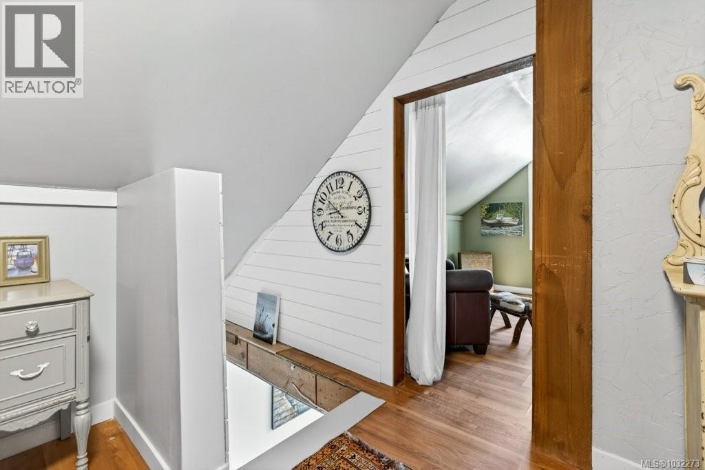 Second Floor/Entrance Floor