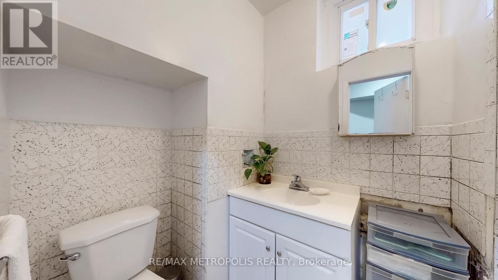 68 PAULVALE CRESCENT - 39