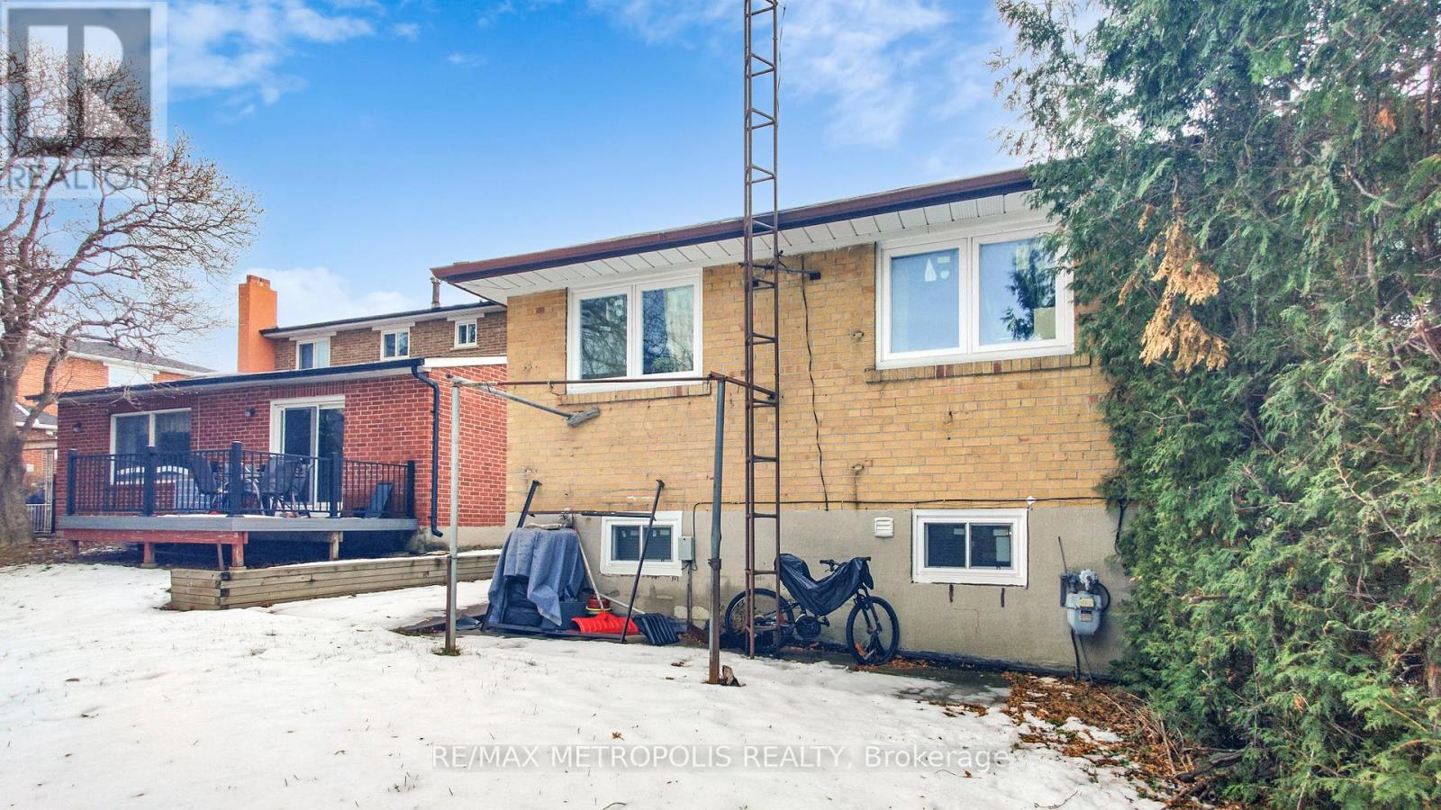 68 PAULVALE CRESCENT - 42
