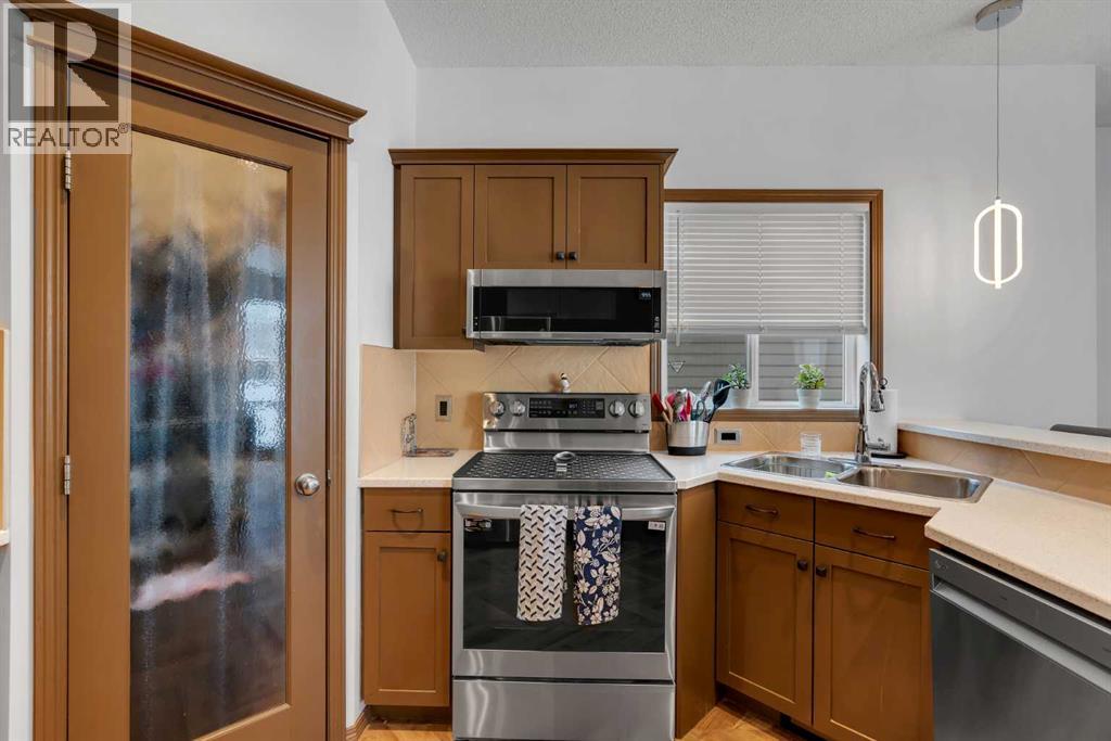 Single Family House for Sale in  Bridlemeadows Common SW Bridlewood Calgary 