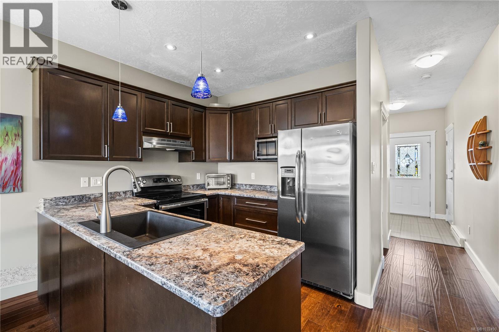 #B 4684 MACINTYRE AVE - 13