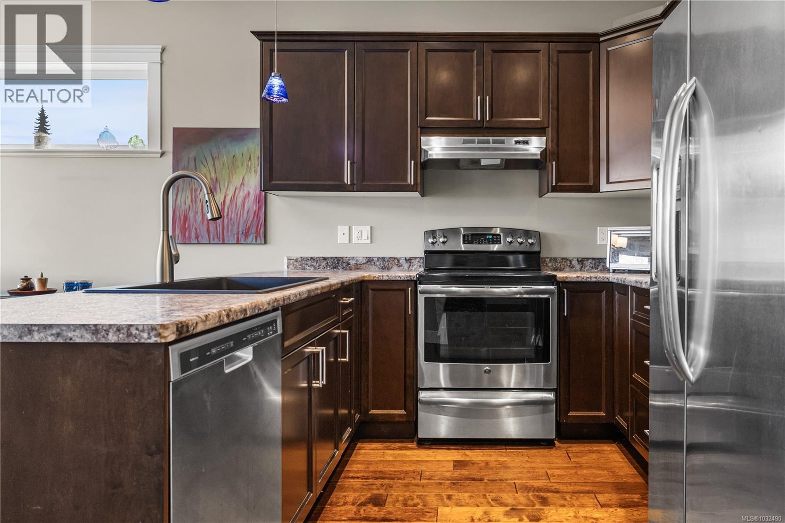 #B 4684 MACINTYRE AVE - 14