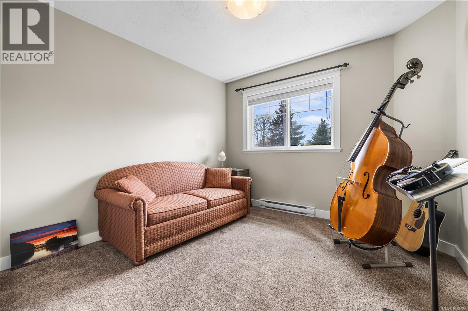 #B 4684 MACINTYRE AVE - 22